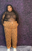 Load image into Gallery viewer, Leopard Love Paper waist pants
